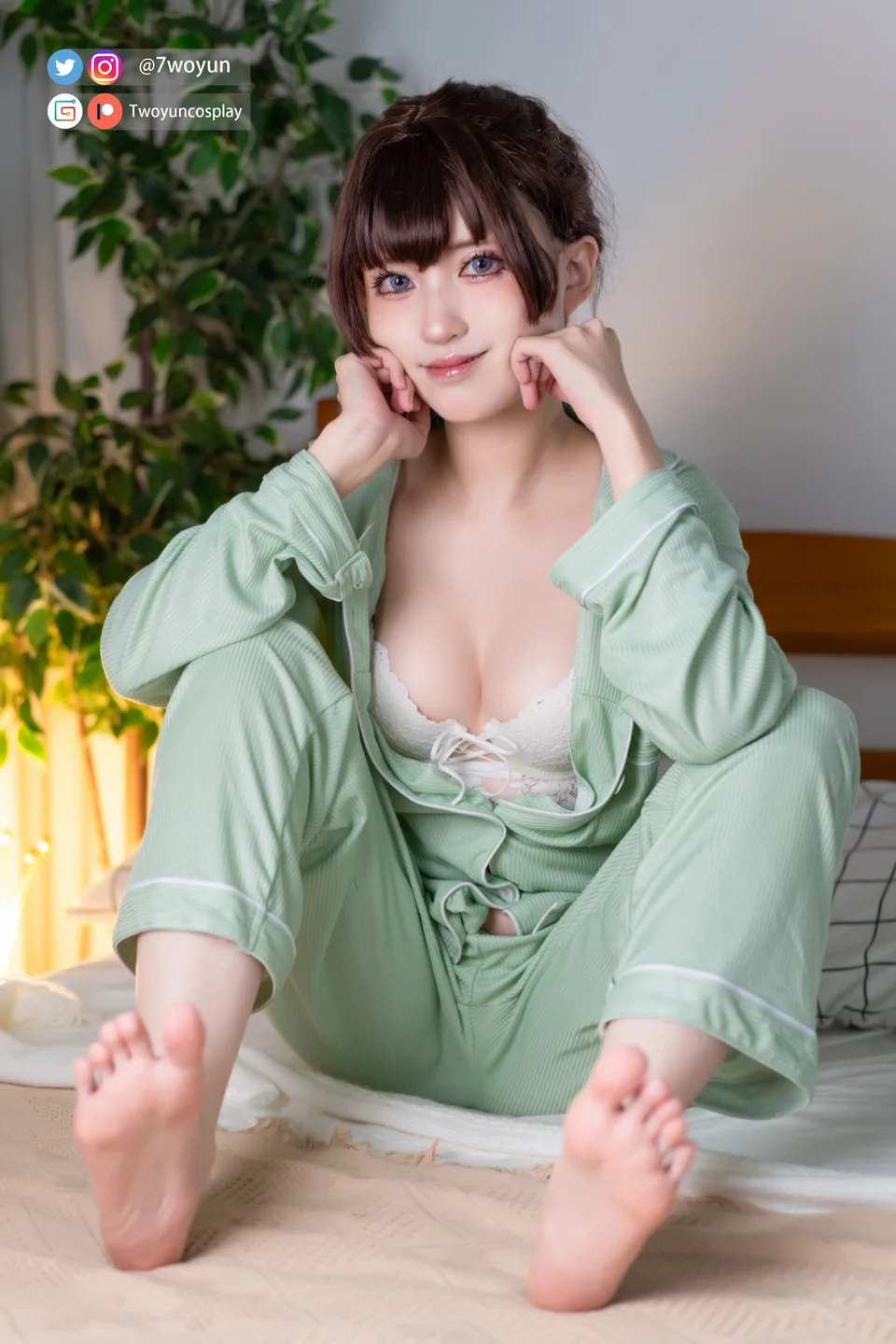 Twoyun - 邻桌艾莉同学 周防有希 [25P-96MB] tg@simisebaisi 【丝足阁】013.webp